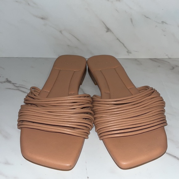 Marc fisher Maddie strappy flat slide 7.5 - Picture 2 of 7